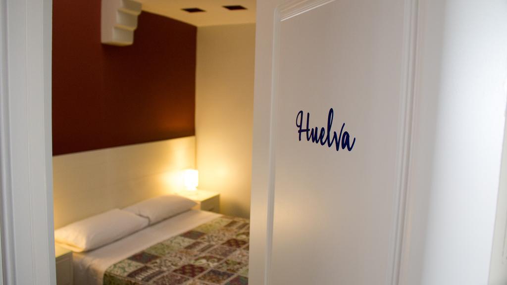 Hostal San Vicente II Sevilla Dış mekan fotoğraf