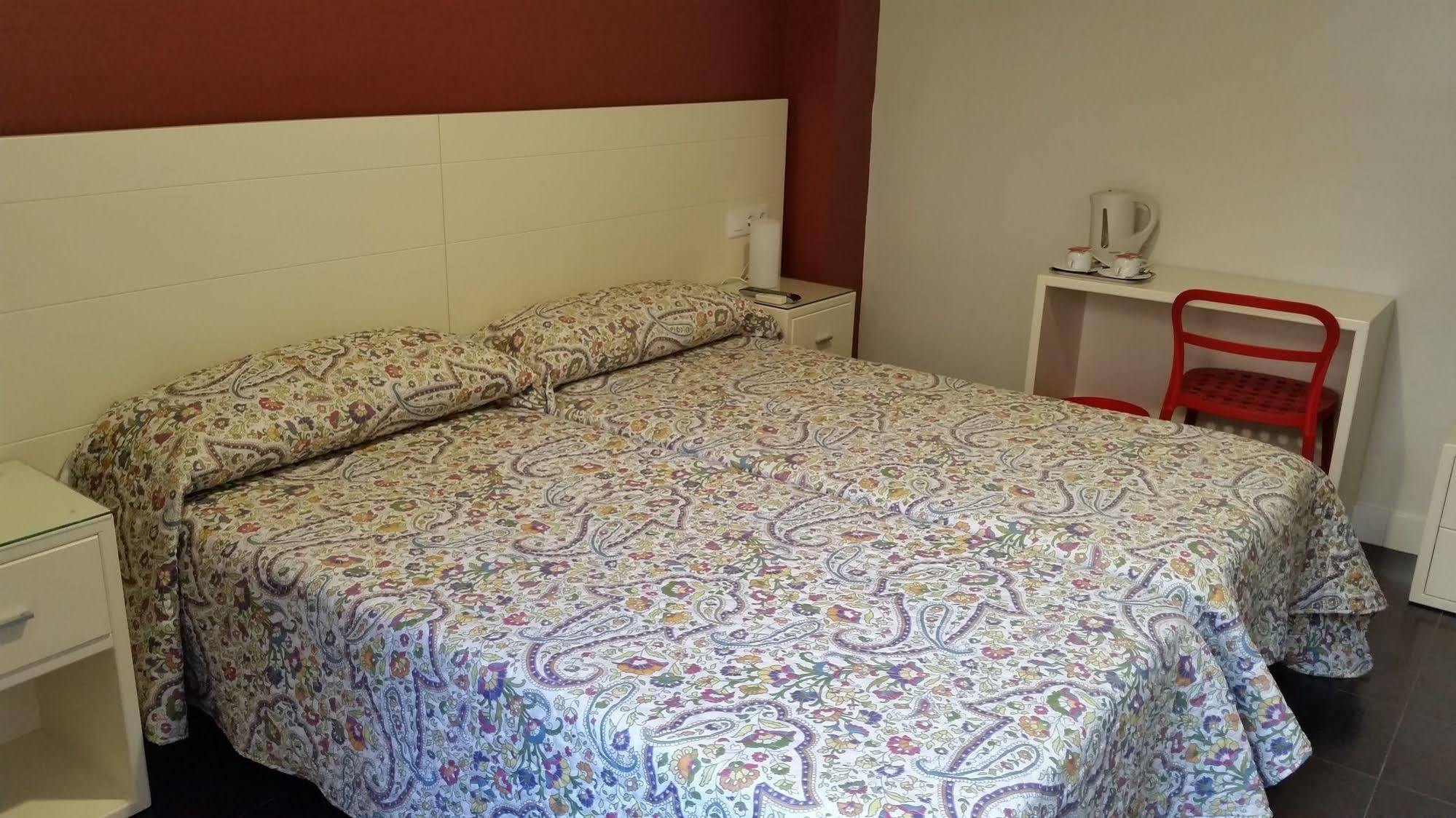 Hostal San Vicente II Sevilla Dış mekan fotoğraf