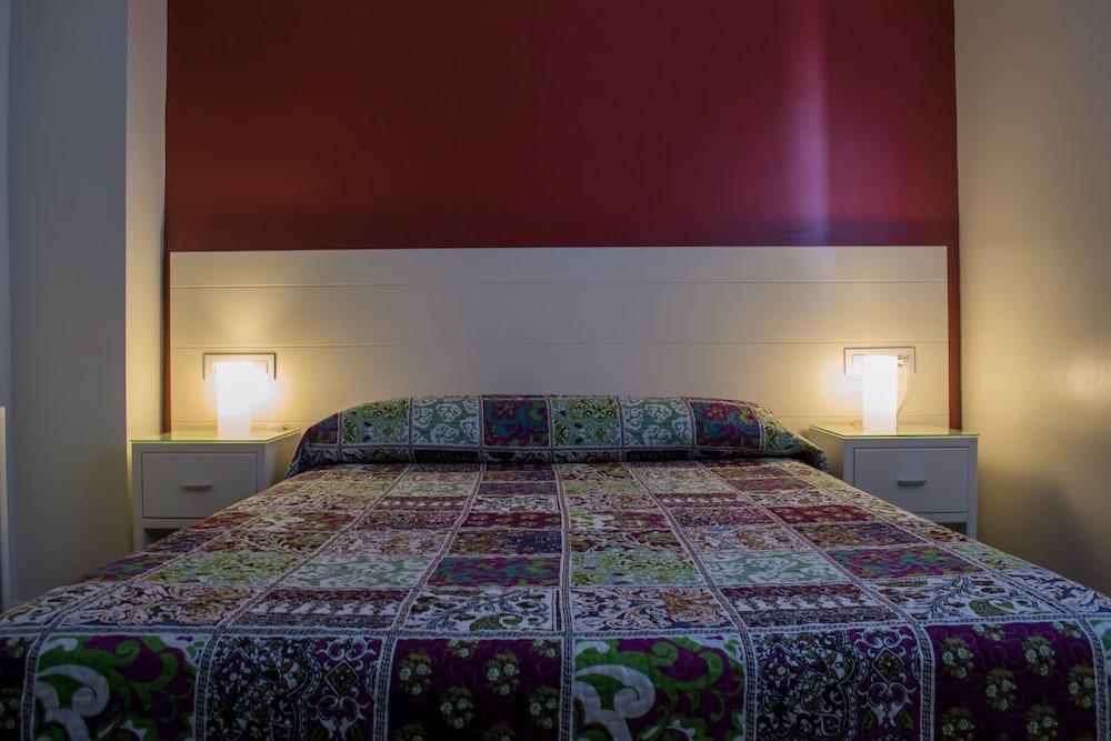 Hostal San Vicente II Sevilla Dış mekan fotoğraf